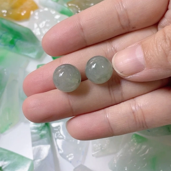 定制翡翠未镶嵌随行