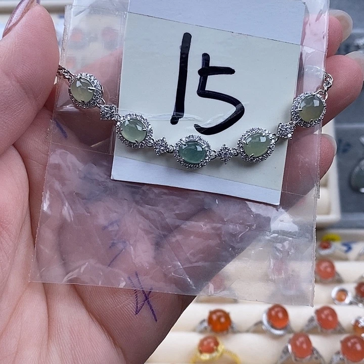 翡翠未镶嵌戒指缅甸