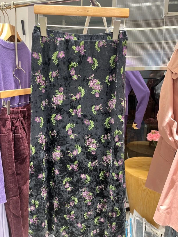 复古碎花金丝绒半身裙高腰显瘦