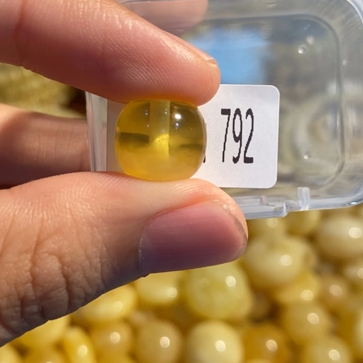 琥珀未镶嵌珠宝奇石792