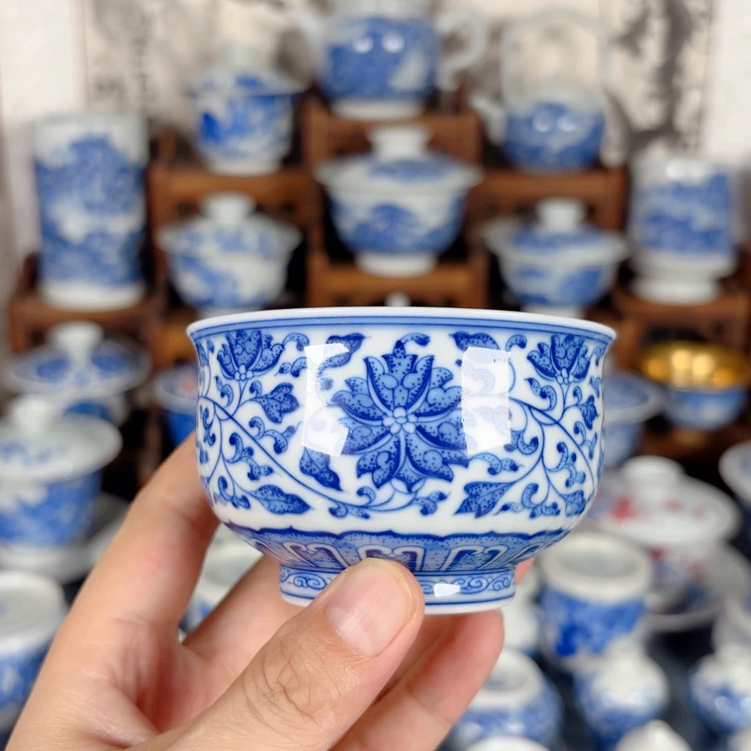 青花瓷器手绘作品陶瓷杯