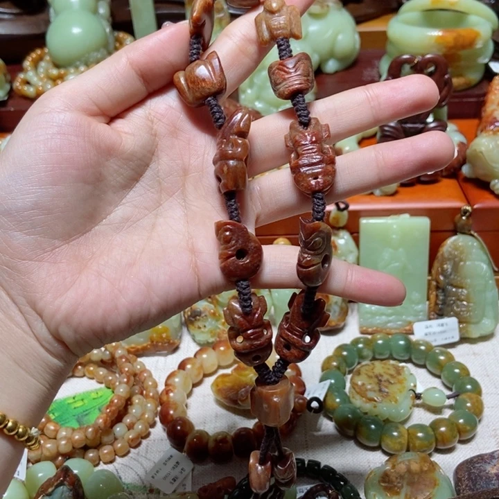 岫岩河磨玉（透闪石质玉）手链未镶嵌