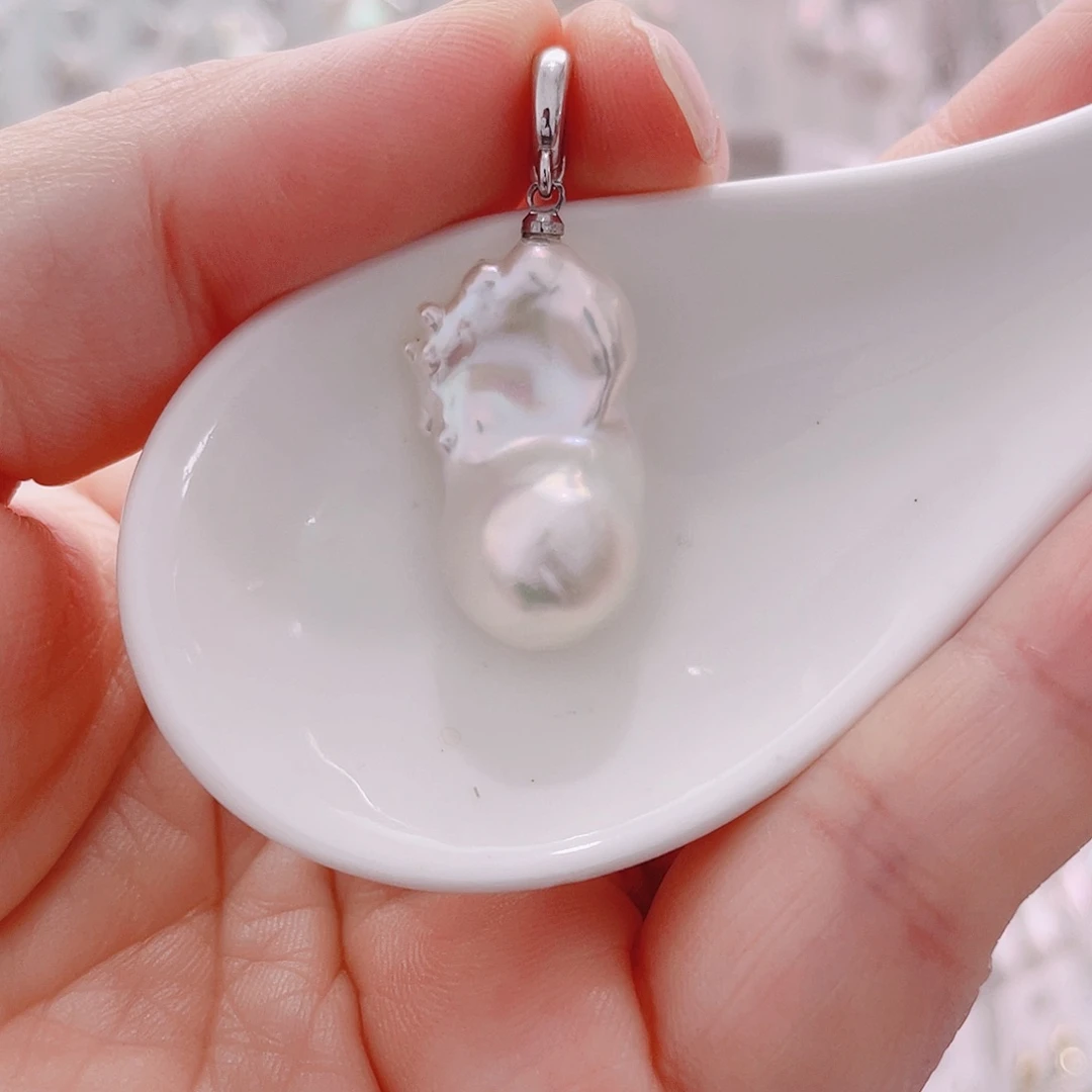 颈饰未镶嵌淡水珍珠