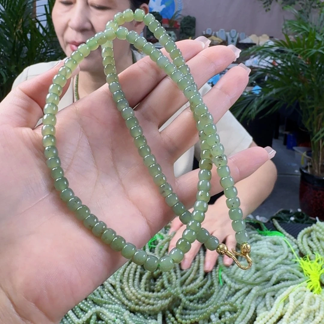 和田玉未镶嵌颈饰卡6