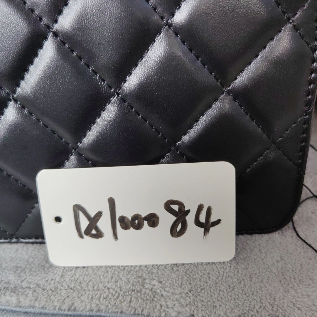 A100084羊皮黑色手提CF皮皮包包