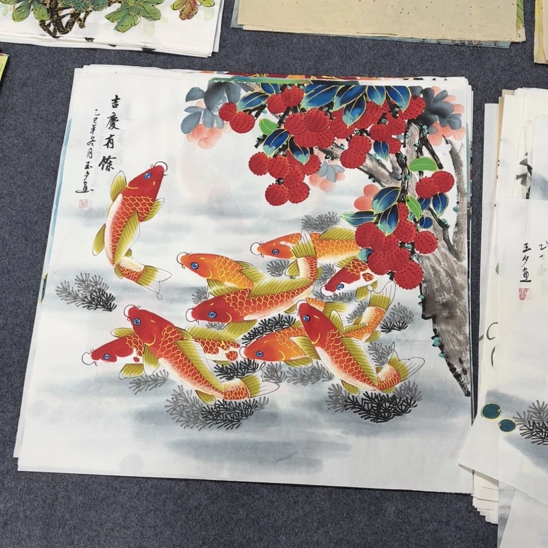 国画68×68吉利有余鱼手绘画画画