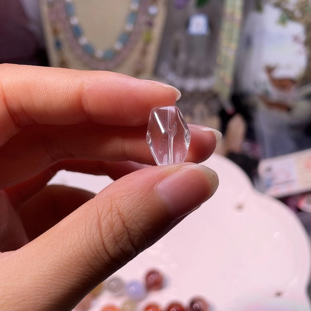 若***丶未镶嵌珠宝半成品水晶699