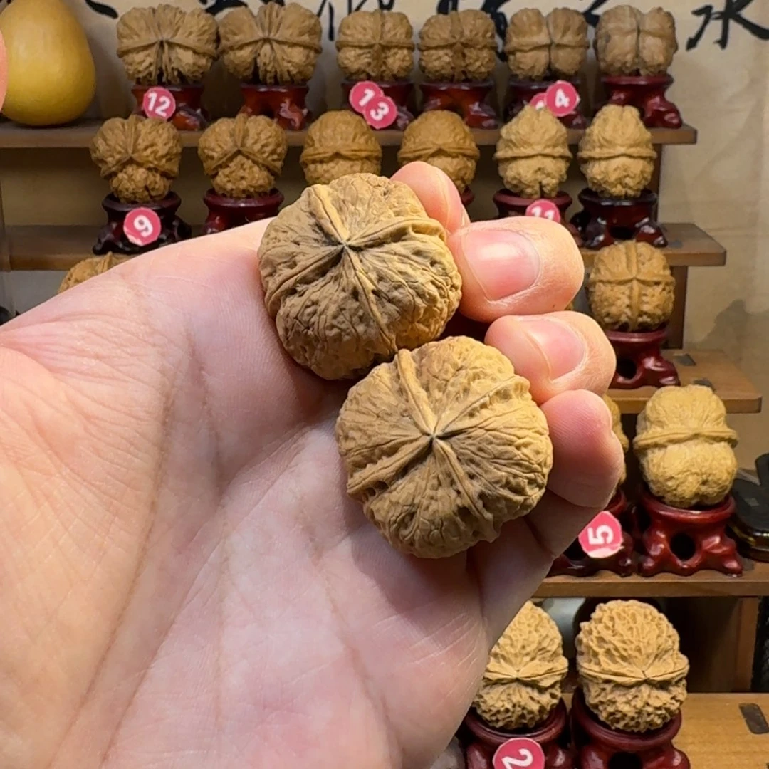 铁核桃把件磨盘四方砖