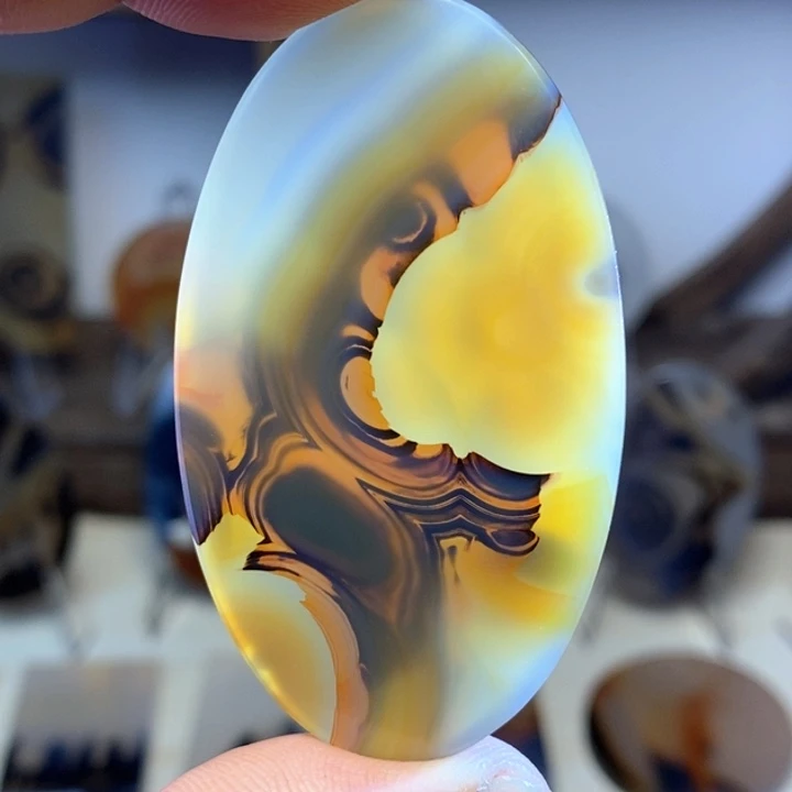 玛瑙/玉髓颈饰未镶嵌