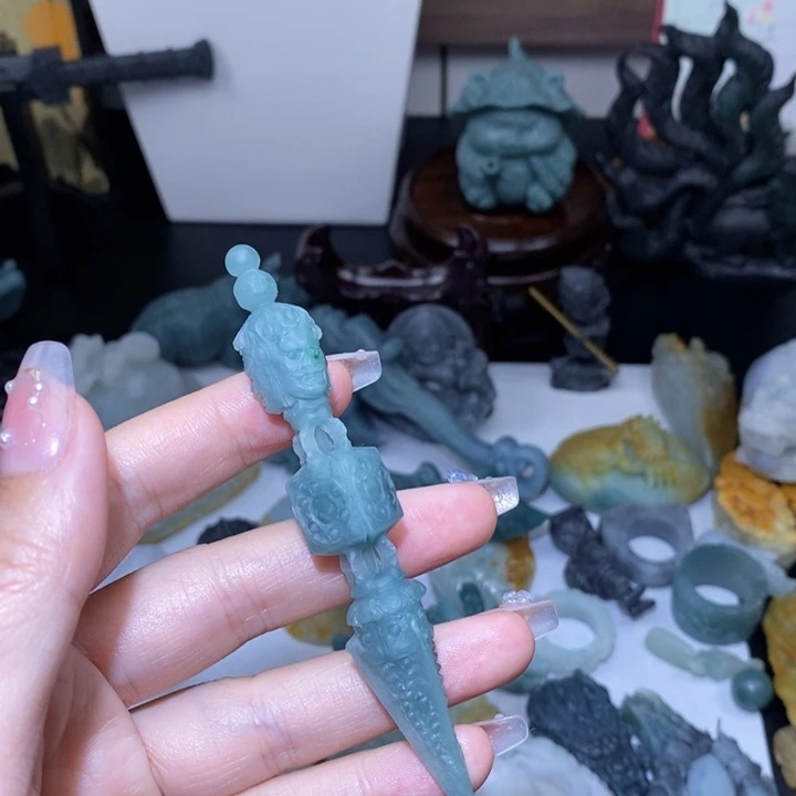 定制翡翠未镶嵌翡翠