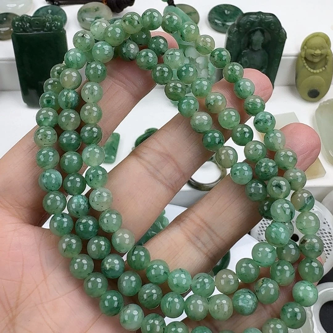 独山玉未镶嵌颈饰