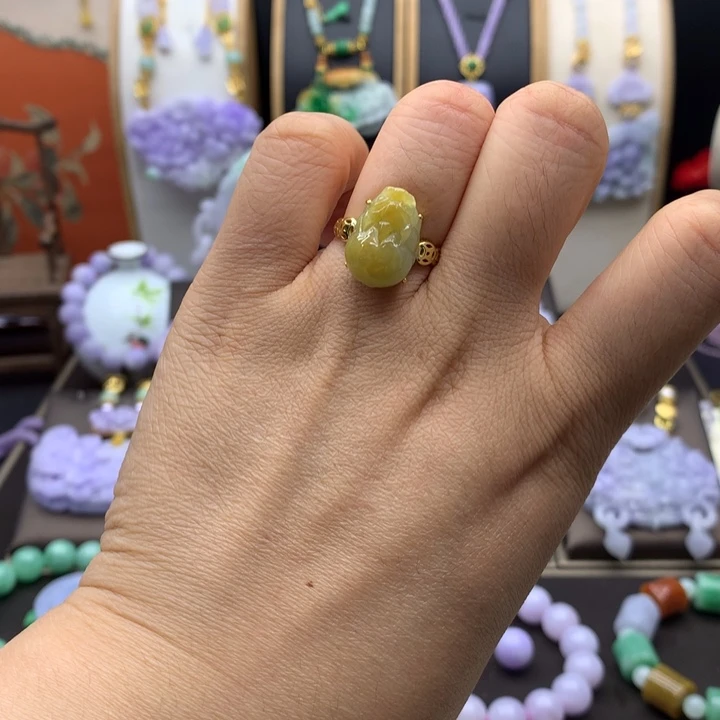 翡翠未镶嵌吊坠(不含链)翡翠戒指