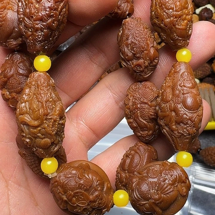 橄榄核手串在哪里了