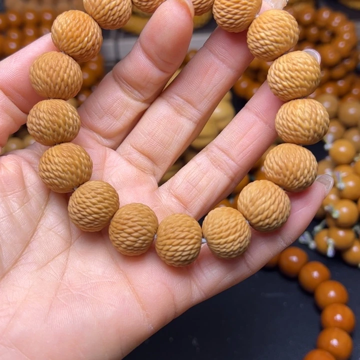 吊坠橄榄核聚宝盆