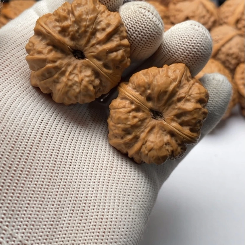 【闪购商品】文玩核桃吊坠大**哥9蛤蟆