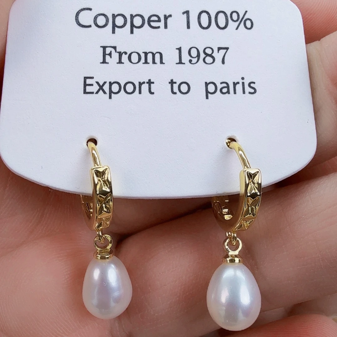 未镶嵌淡水珍珠胸饰