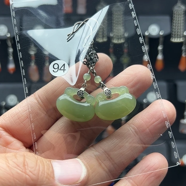 和田玉耳饰银S925镶嵌天***情