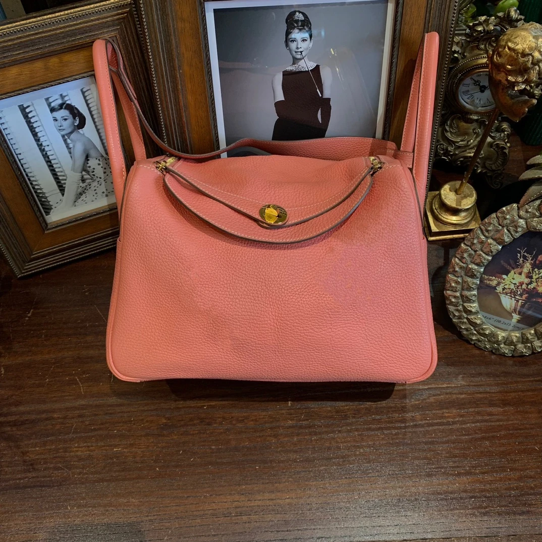 95新 Hermes/爱马仕 爱马仕Hermes Lindy30 龙虾粉/sp21901