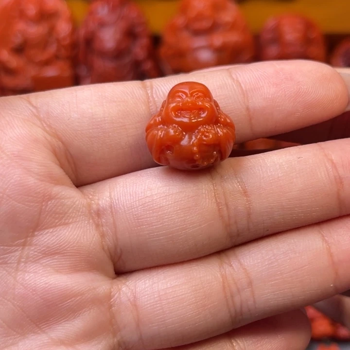 未镶嵌保山佛公16尺寸南红玛瑙