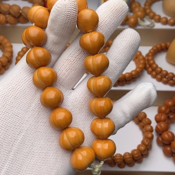 吊坠猴头核桃屁桃