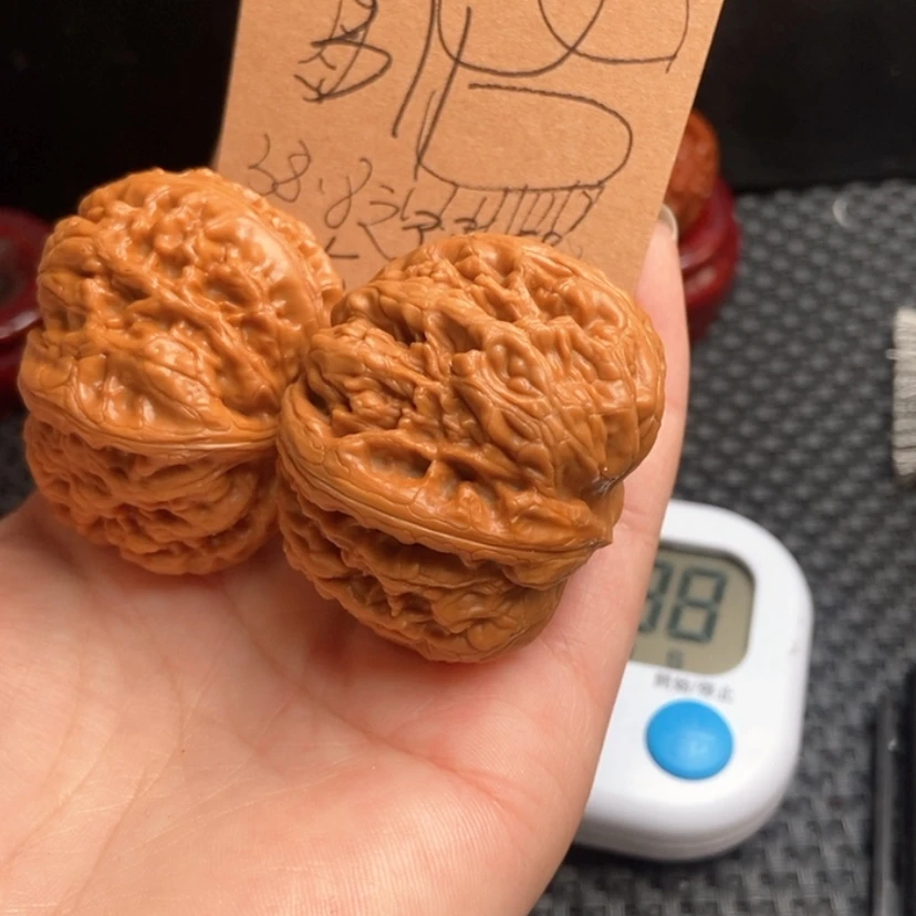 【闪购商品】文玩核桃吊坠@**9元宝