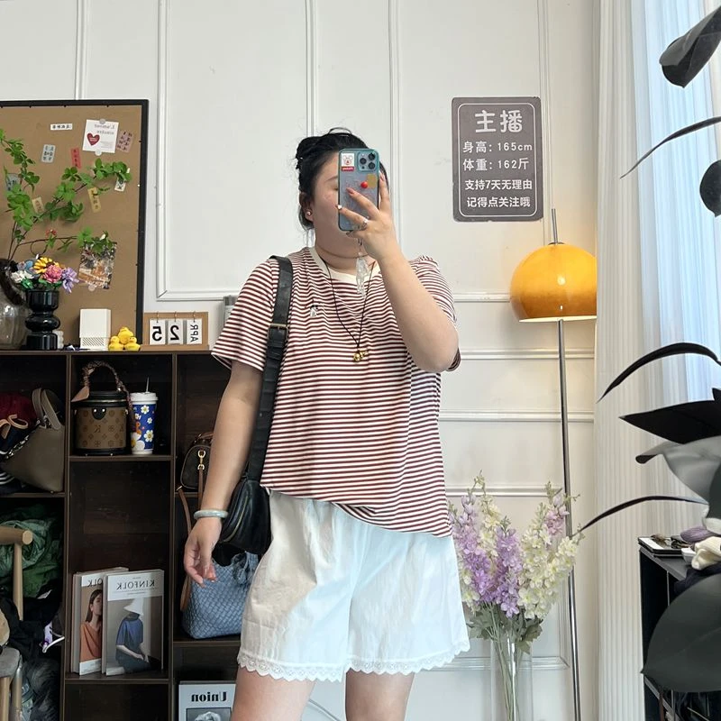 YZJ【好穿单品】夏季圆领气质条纹刺绣宽松显瘦大版短袖T恤上衣