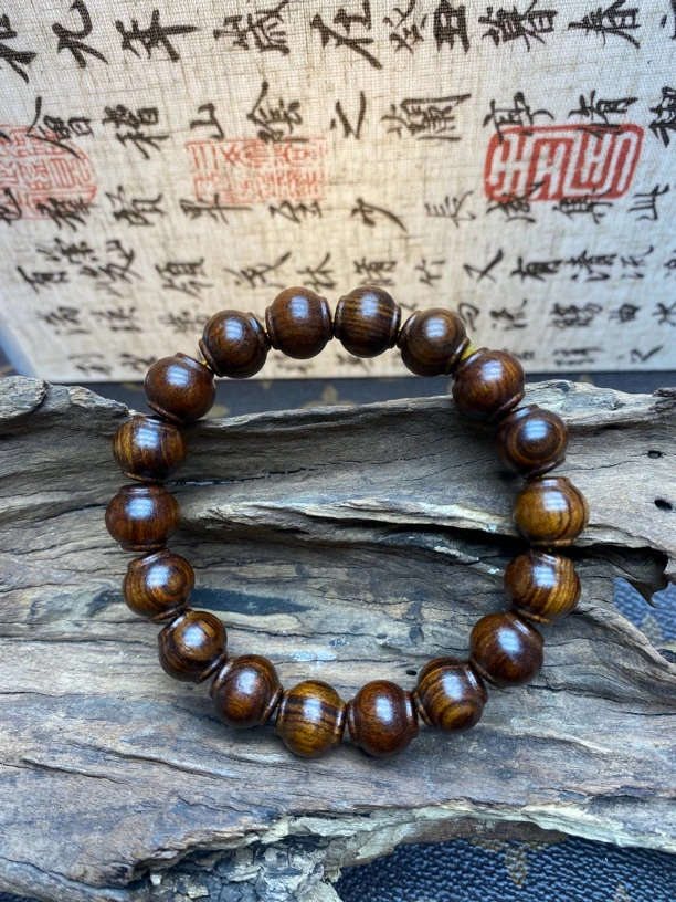 003号文玩沉木手串