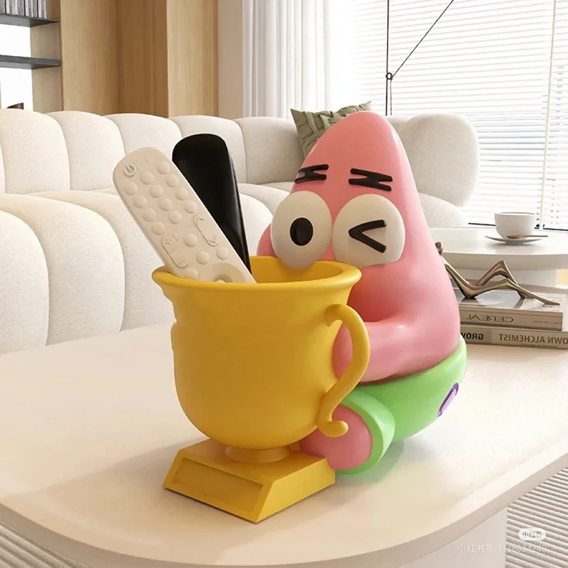 石膏娃娃派大星大容量收纳笔筒