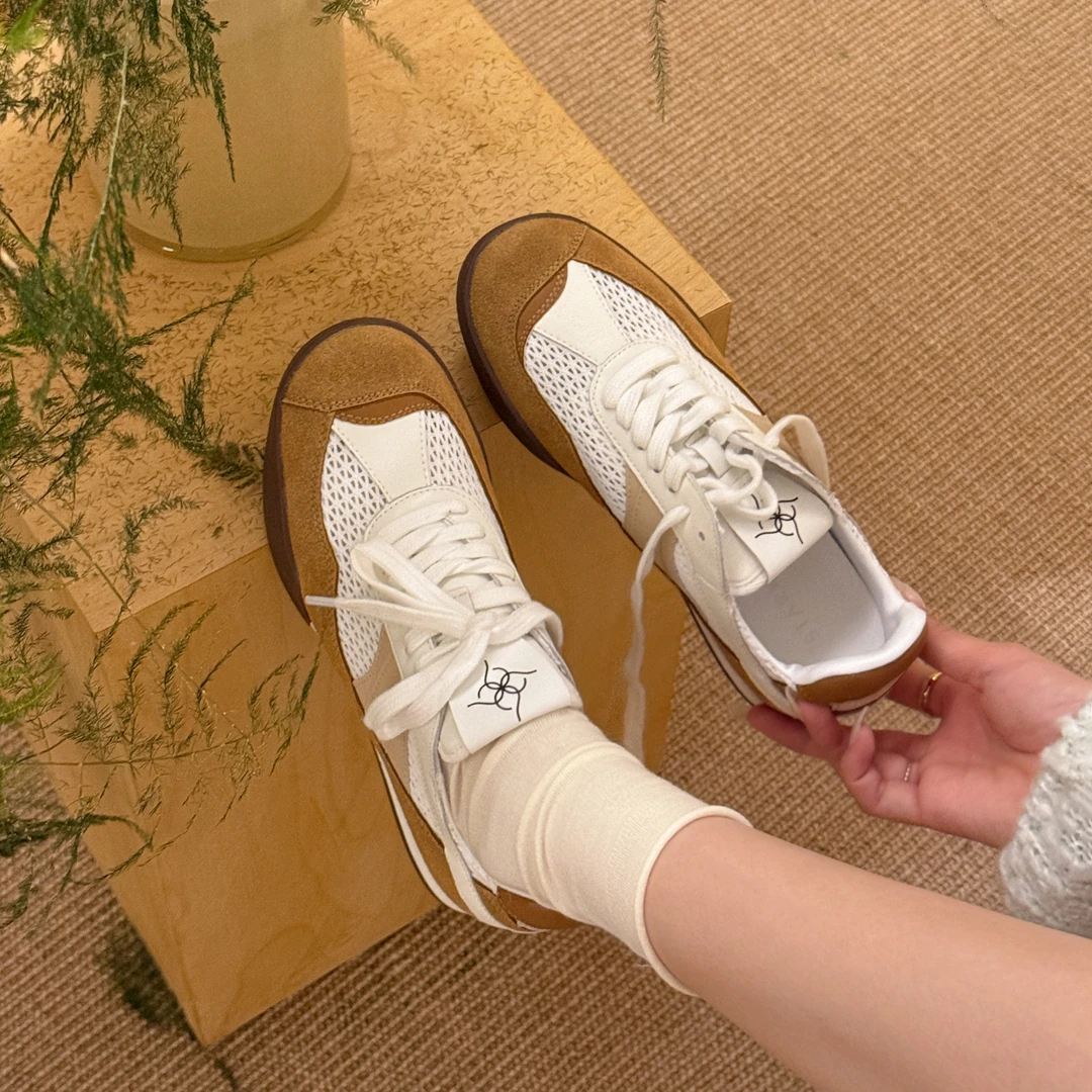 61oniiii＂焦糖曲奇＂复古棕拼色网面德训内增高运动鞋