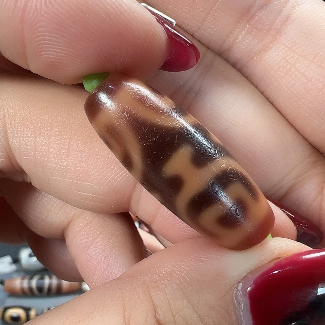 玛瑙/玉髓未镶嵌珠宝半成品小卢红肉四宝瓶