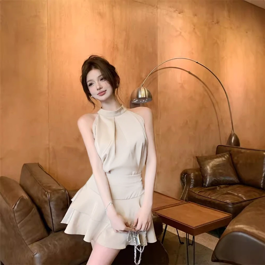 纯欲无袖挂脖背心上衣荷叶边半身裙高腰a字蛋糕短裙法式套装女夏