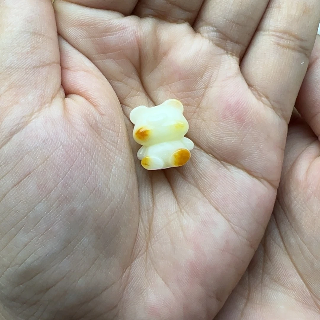 琥珀未镶嵌珠宝奇石小熊打孔不退换