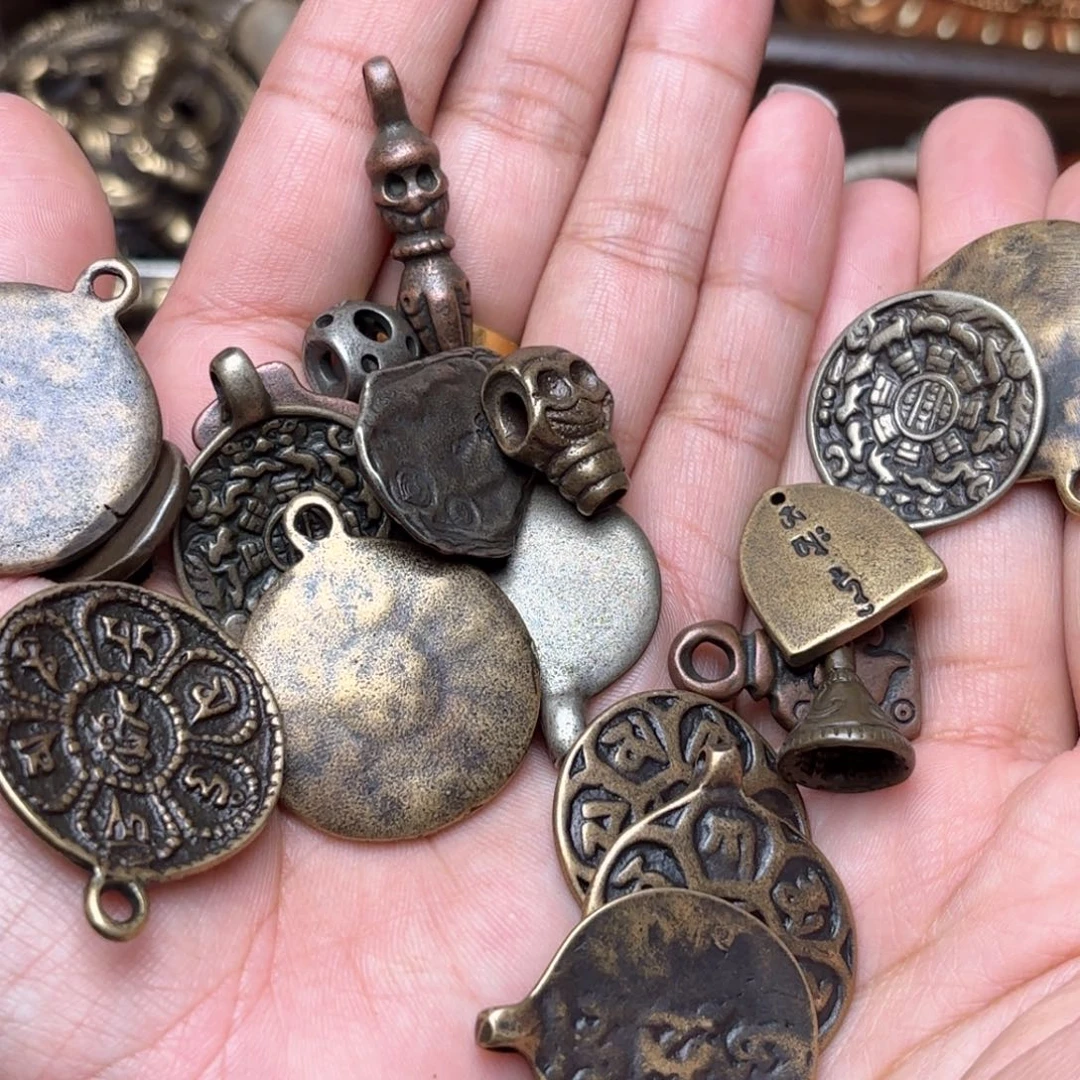 铜星月菩提吊坠项链