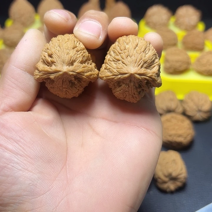 老***栩把件文玩核桃深凹底高炮36尺7