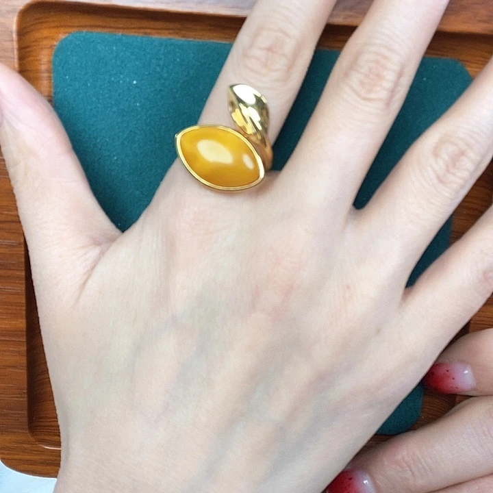 蜜蜡戒指银S925镶嵌戒指