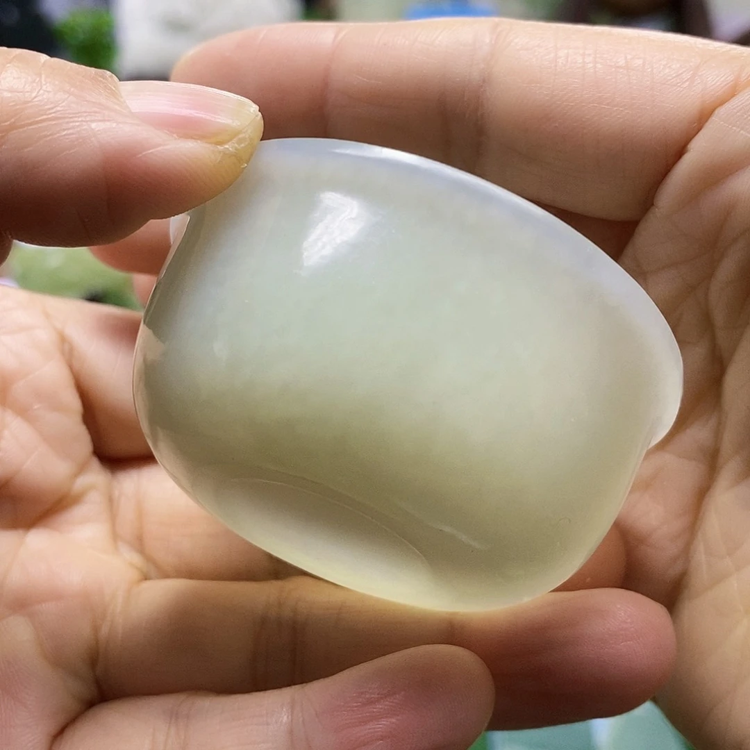 未镶嵌和田玉把件