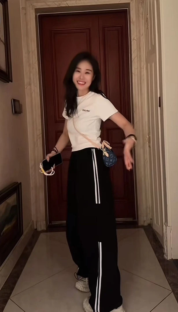 Miss Huo 杠条工装裤 黑色 B 6803