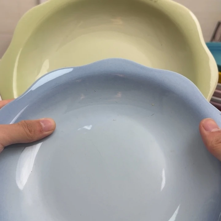 微瑕2个9英寸花韵盘