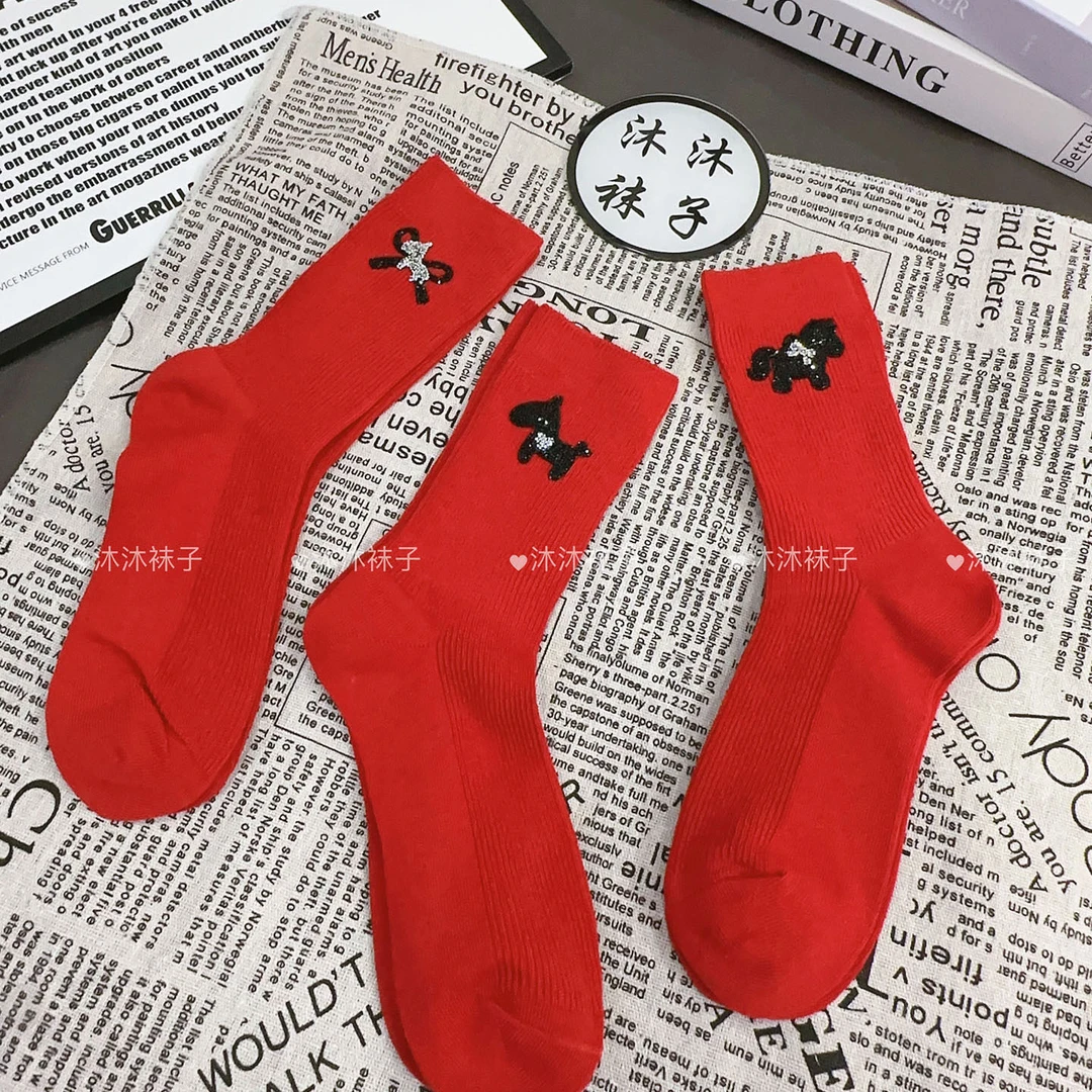 欧货水钻小马红袜子2026马年本命年红色蝴蝶结百搭中筒网红款潮袜