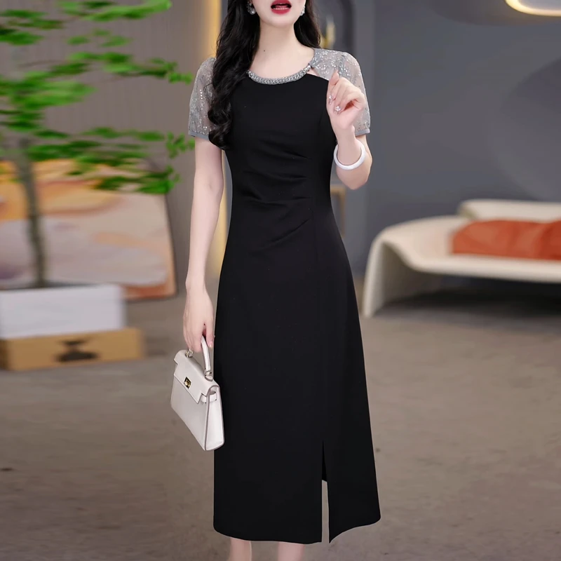 2025夏季新款时尚小众设计感法式连衣裙气质减龄收腰休闲开衩裙子