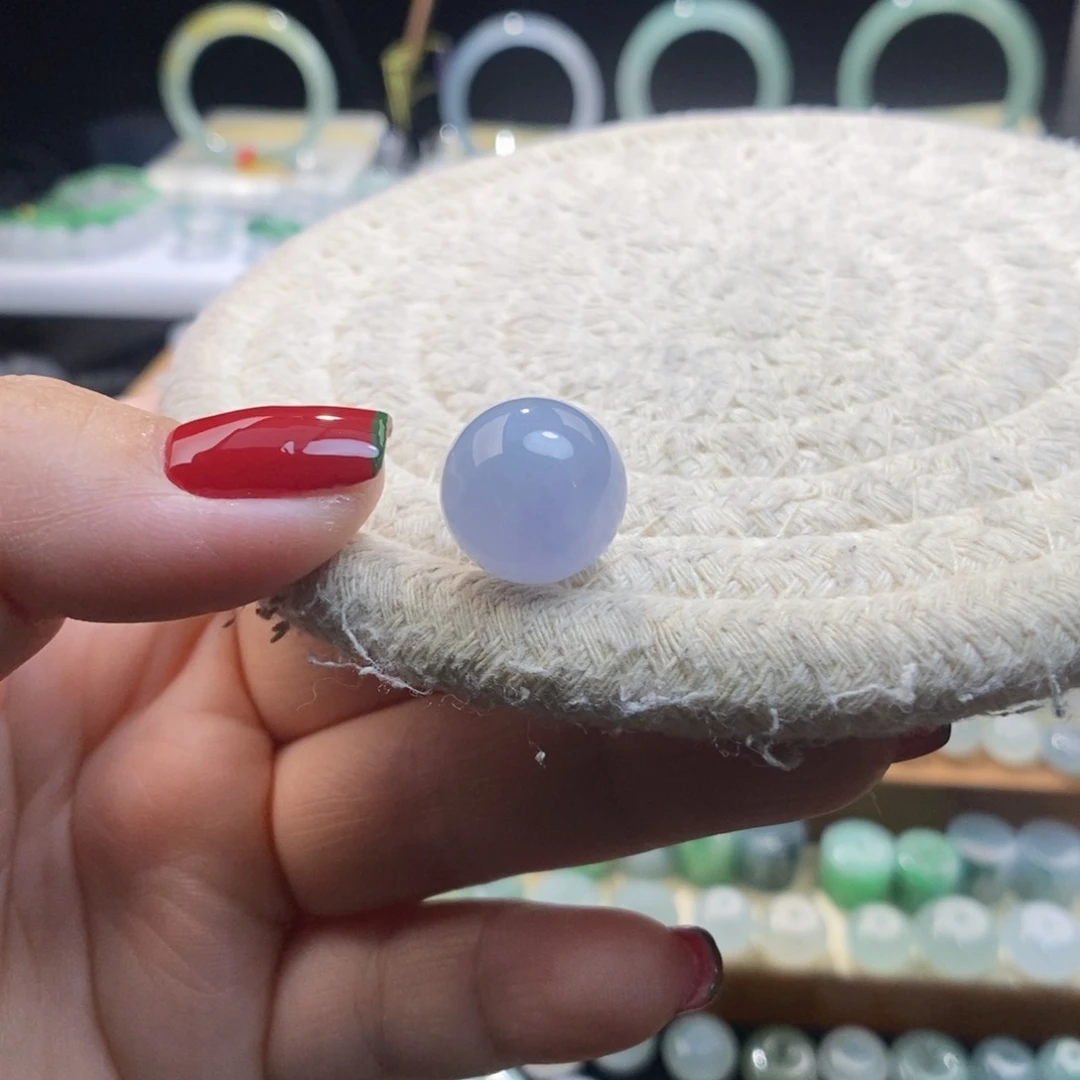 翡翠颈饰未镶嵌圆珠13.5