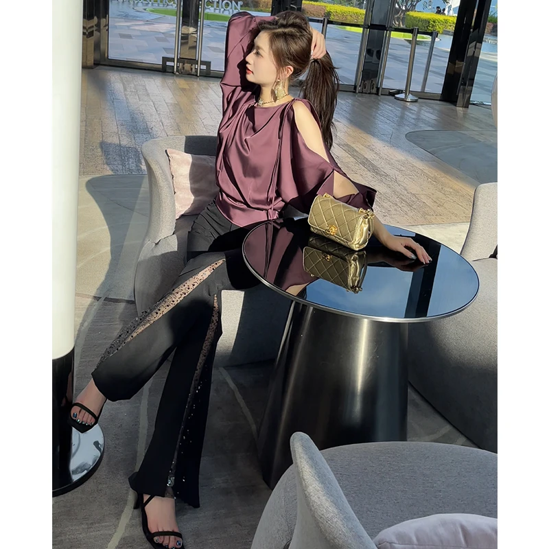 格润雅女神范小众镂空上衣2025年新款独特设计感显瘦拼接微喇裤