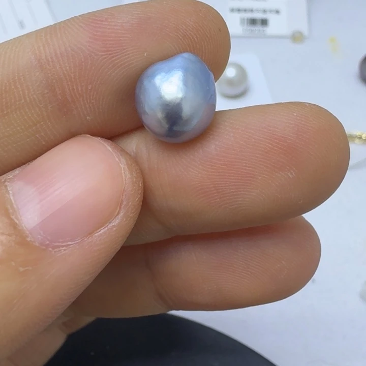 白***兔未镶嵌颈饰海水珍珠