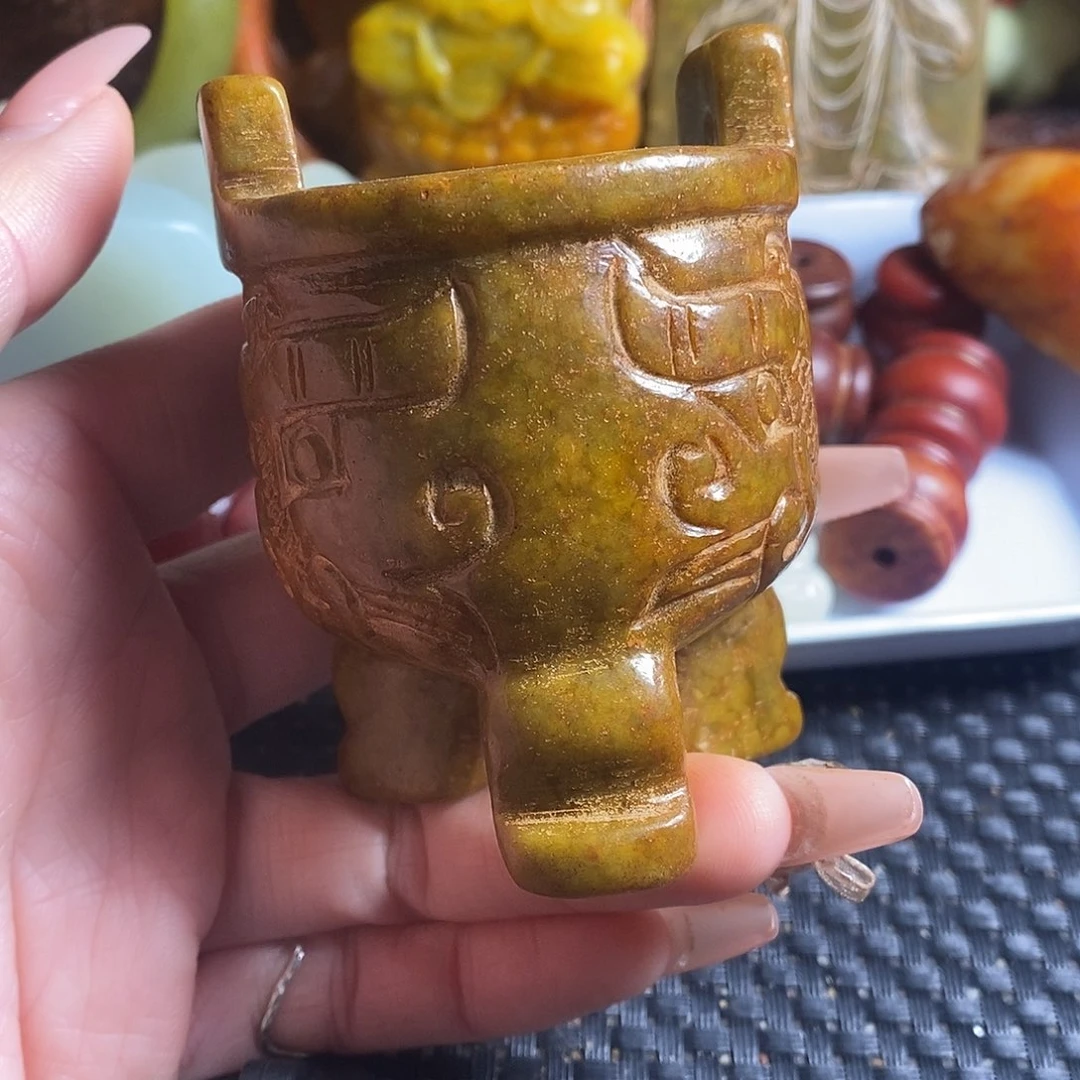 岫玉未镶嵌珠宝奇石