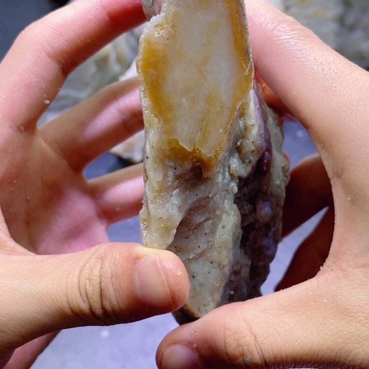 和田玉（糖玉）未镶嵌珠宝半成品