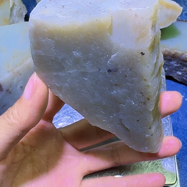 未镶嵌和田玉珠宝半成品