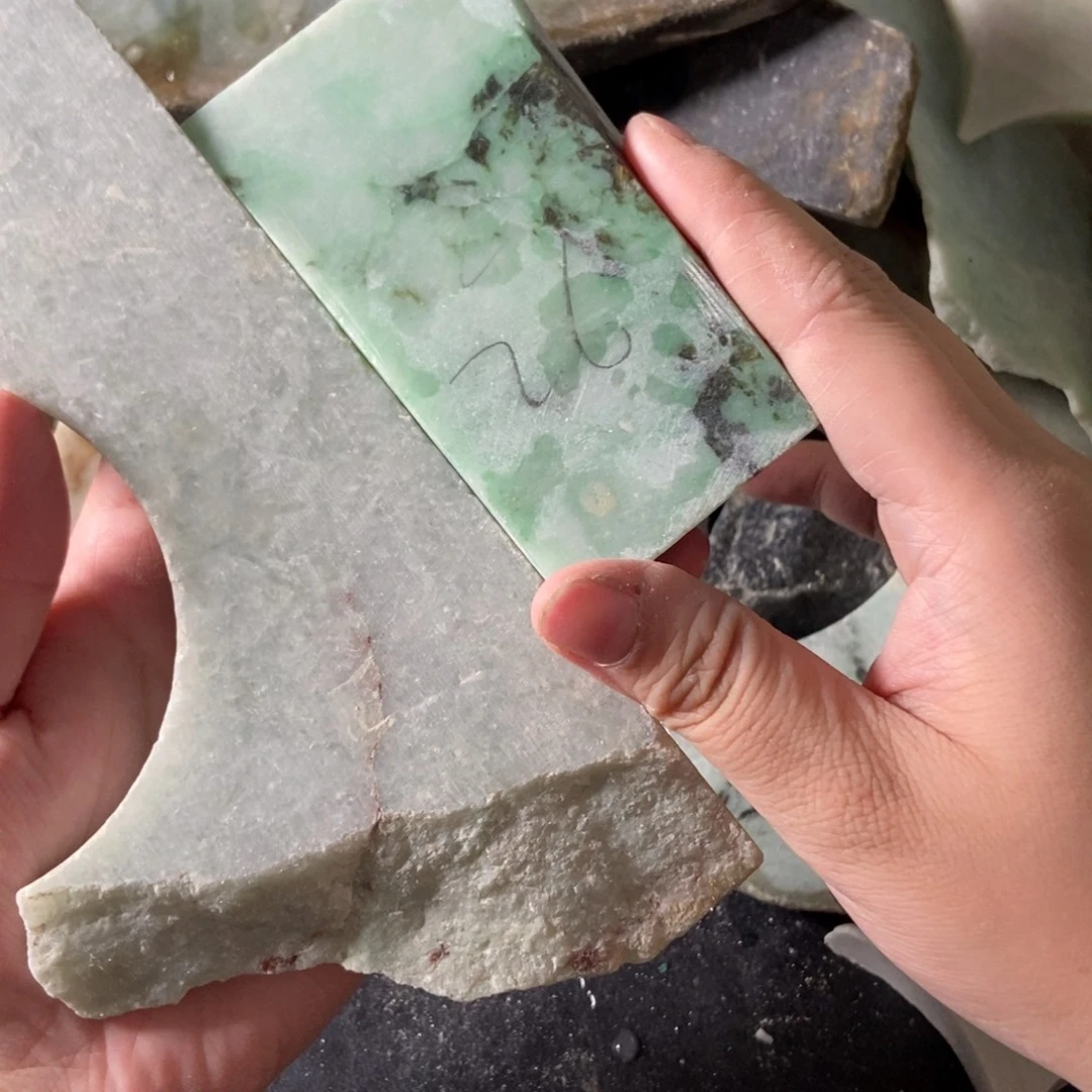 常***河未镶嵌挂件翡翠天然翡翠