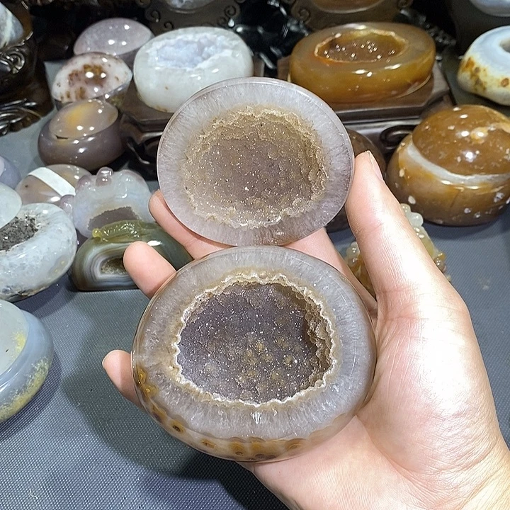 未镶嵌摆件水晶聚宝盆