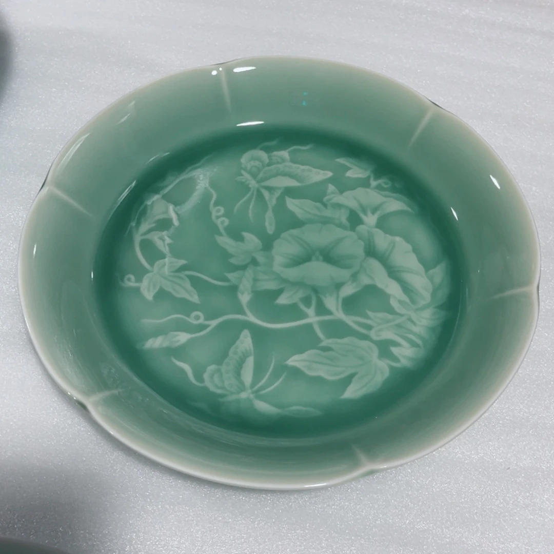 瓷片哈哈哈哈较哈哈哈