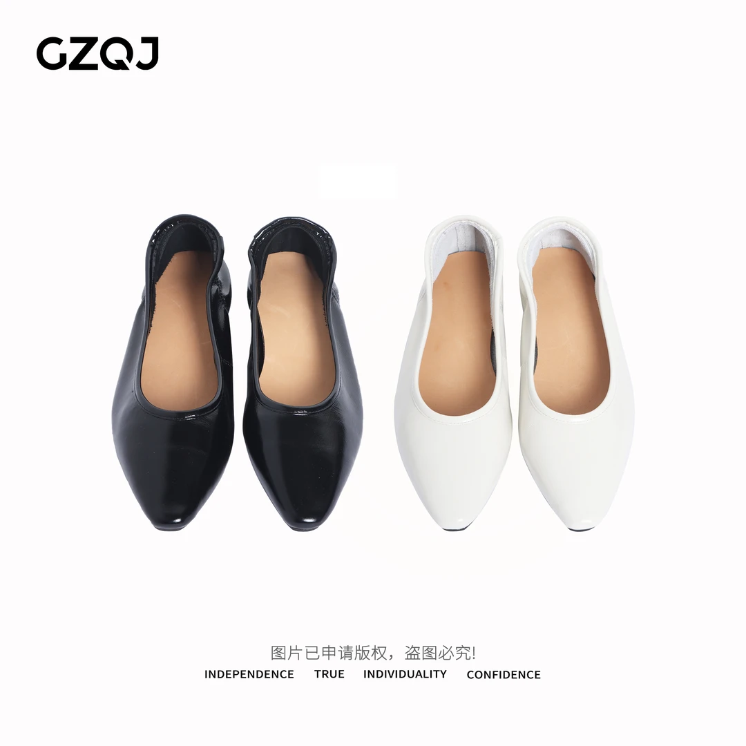 广州琴姐  设计感春季新款平底轻奢气质单鞋女 97650